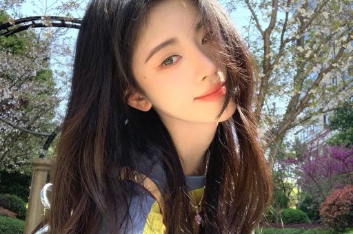 知名女网红翻车每天收入几万礼物却被曝光是AI生成的人物