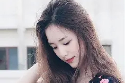 军官给女特务授课竟趁机大发女特务惨了