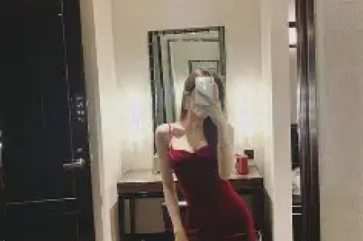 曝某知名女演员婚内出轨拍戏时与剧组男星乱搞被前夫当场抓包