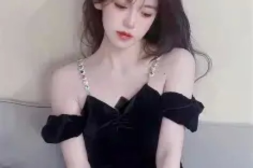 人民日报锐评假洋品牌风波只字未提董宇辉却句句不离董宇辉！